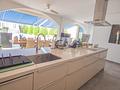 Attraktive freistehende Villa mit Sommerhaus