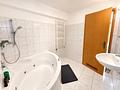 3‑Zimmer-Altstadt-Wohnung aufgeteilt in zwei separate Appartements - Badezimmer 