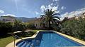 Investment: Einzigartige Villa in Dénia mit traumhaftem Garten, Pool, Heizung und Carport