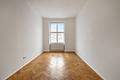Historischer Charme: Stilvolle Altbauwohnung mit flexiblem Raumangebot - Schlafzimmer mit Stellflächen