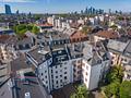 ++Lichtdurchflutete 3,5-Zimmer Maisonette in Frankfurt-Bornheim++ - Außenansicht - Rückansicht des Hauses