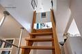 Charmante 3 Zi. DG ETW + ausgebaute Bühne - in 3-Familienhaus - Raum für Ihre Modernisierungsideen - Treppe in ausgebaute Bühne