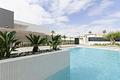 Luxusvillen mit 3 - 4 Schlafzimmern und Privatpool nur 500 m vom Strand