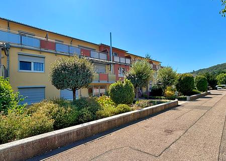 Barrierefreies Wohnen mit Wohlfühlfaktor ab 55 Jahren, 2-Zimmer mit großem Balkon und Tiefgaragenplatz - Hausansicht