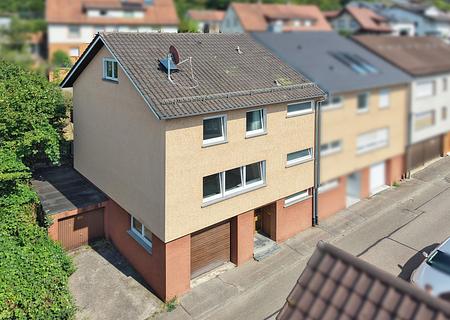 Sanierungsobjekt mit Perspektive – Doppelhaushälfte in gefragter Wohnlage - Haus Außenansicht