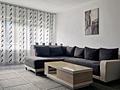 Modernisierte 2-Zimmer-Wohnung mit Balkon in begehrter Lage der Karlsruher Oststadt - Wohnzimmer