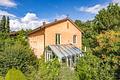Ein Garten zum Verlieben. Ein Haus voller Möglichkeiten. Ihr Zuhause in Dießen. - Hausansicht