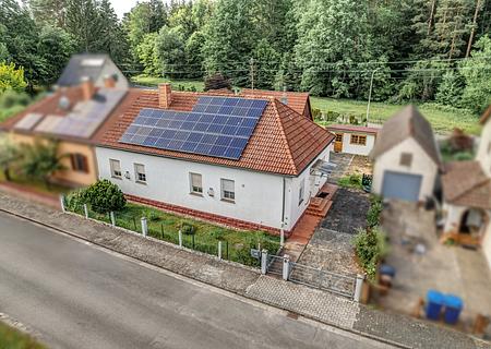 Wohnungsgröße, Hauscharakter – eine vielseitige Immobilie in ruhiger Lage - Luftbild