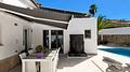 Modernisierte Villa mit Meerblick, 2 Schlafzimmern und Privatpool