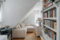 ++ Bestlage von Frankfurt am Main! Charmante Dachgeschosswohnung mit viel Potenzial ++ - Wohnzimmer - Ansicht 4