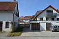 Helle, neuwertige Erdgeschosswohnung - Zufahrt zur Tiefgarage