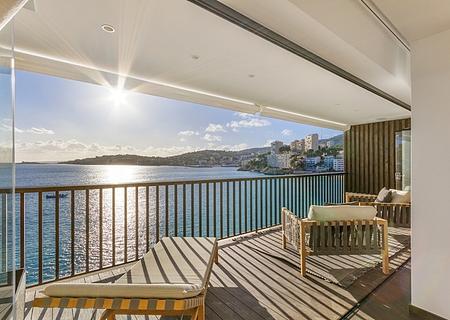 Mallorca Luxusapartment in erster Meereslinie, 5 Minuten von Palmas Zentrum zu verkaufen