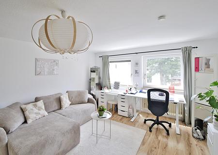 Attraktives 1-Zimmer-Apartment in gefragter Innenstadtlage - Zimmer