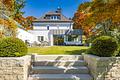 Großzügiges Familiendomizil mit Spa-Bereich, Traumgarten und Pool in Villenlage - Harmonische Gestaltung