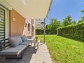 Dachau-Süd:
Sonnige 4-Zimmer-Erdgeschosswohnung mit großem Garten und zwei TG-Stellplätzen - Terrasse / Garten