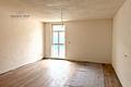 Helle 3,5-Zimmer Wohnung im 1. OG mit Balkon – modernes Wohnen trifft auf einzigartiges Fachwerk - Schlafzimmer