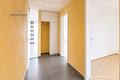 Moderne und lichtdurchflutete 3-Zimmer-Wohnung mit Sonnenbalkon und Tiefgaragenstellplatz - Flur