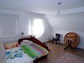 2 Familienhaus mit zusätzlichem Restaurant mit großem Außenbereich und eigenen Parkmöglichkeiten - 14 I.OG Schlafzimmer 2