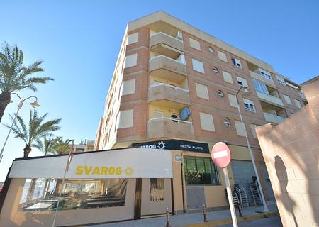 Appartement mit 2 Schlafzimmern und 2 Bädern direkt am Strand von Guardamar del Segura