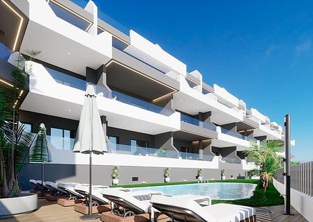 Penthouse-Wohnungen mit 3 Schlafzimmern, 2 Bädern, Dachterrasse, WC, Privatpool und Einbauküchen mit Elektrogeräten