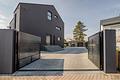 Exklusives Designerhaus mit Poollandschaft und kompromissloser Ausstattung in Würmersheim - Zufahrt