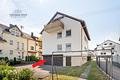 3 Zimmer + Südbalkon + Garage + weitere Extras: 
Hier stimmt das Gesamtpaket! - Hausansicht - linker Garagenstellplatz inklusive