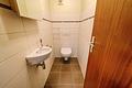 Bieterverfahren: Gepflegte 3-Zimmer-Wohnung im 1. Obergeschoss – ideal zum Einziehen oder Vermieten - Gäste-WC