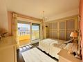 Maisonette-Wohnung mit 3 Schlafzimmern, 2 Bädern, 2 Kfz-Stellplätzen, Gemeinschaftspool und Meerblick nur 100 m vom Strand