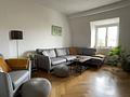 2,5-Zimmer-Wohnung in denkmalgeschütztem Haus in Laim - Wohnzimmer
