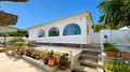 Modernisierte Villa mit Meerblick, 2 Schlafzimmern und Privatpool
