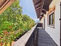 Über den Dächern von Bayrischzell – großzügiges Familiendomizil mit traumhaftem Alpenpanorama - Seitlicher Balkon im Obergeschoss
