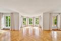 Klassische Villa von 1928 mit 6 Schlafzimmern, viel Charme und Traumgarten in unverbauter Bestlage - Stilvolle Repräsentationsräume