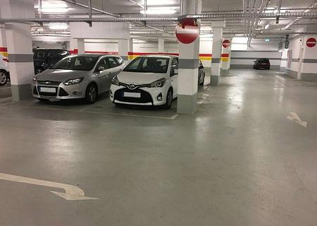 Komfortabler TG-Einzelstellplatz im Maisacher Zentrum - Tiefgarage