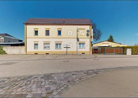 PROVISIONSFREI: Kapitalanlage in Lutherstadt Eisleben mit großem Grundstück - Außenansicht