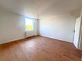 Gut vermietete 3-Zimmer-City-Wohnung mit Pkw-Stellplatz in stilvollem, kernsaniertem Altbau - Schlafzimmer