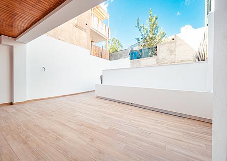 Schöne, neu sanierte Wohnung in guter Lage von Palma mit grosszügiger Aussenfläche
