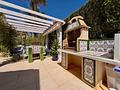 Endreihenhaus mit 3 Schlafzimmern, 2 Bädern, Dachterrasse, Klimaanlage und Gemeinschaftspool