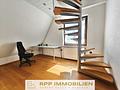 Familientraum!! Großzügige Wohnung mit XXL-Balkon + traumhafter Gartennutzung - Arbeitszimmer/Zugang Dachspitz