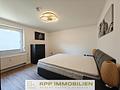 Renoviert & bezugsfrei: 2,5-Zimmerwohnung mit Süd-Balkon in ruhiger Lage von Untermenzing/München - Schlafzimmer  