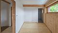 Stadtvilla mit kleinem Garten - Neubau Massivholzhaus am Waldrand mit 180m² Wohnfläche - Kinderzimmer mit en Suite Bad