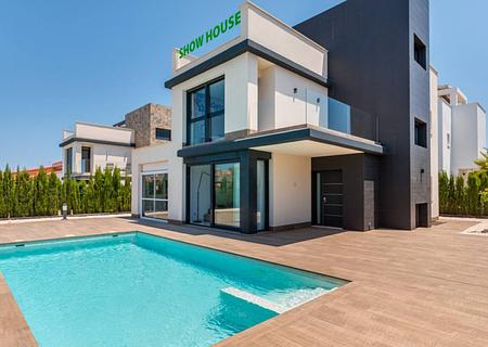 Unglaubliche Luxusvilla in Strandnähe - 2
