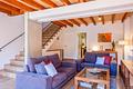 Mallorca, hübsches Stadthaus mit Garage und Garten im Zentrum von Puigpunyent zu verkaufen