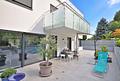 Exklusives Anwesen mit großzügigem Garten, Kamin, Aufzug und Einliegerwohnung - Terrasse