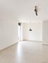 Gepflegte 2-Zimmer-Wohnung mit zwei Balkonen, Einbauküche und Duplexgaragenstellplatz – in Isarnähe -  Visualisierung Wohnzimmer 