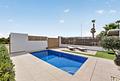 Moderne freistehende Villa mit 3 Schlafzimmern, 2 Bädern, Gäste-WC und privatem Pool in El Raso