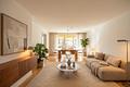Urban, vielseitig und grün: Attraktive 2,5-Zimmer-Wohnung mit sonniger Loggia - Wohnen (virtuell möbliert)