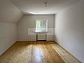 Grundstück mit Sanierungsbedürftigem Einfamilienhaus - Schlafen 1