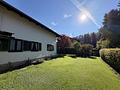 Baugrundstück mit Altbestand/Abbruch in Neubeuern – sonnige und gefragte Lage im schönen Inntal - Blick in den Garten