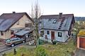 Freistehendes Einfamilienhaus  im Grünen mit Einliegerwohnung und traumhaften Südblick - Außenansicht