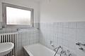 Großzügiges Einfamilienhaus mit individuellem Gestaltungspotenzial und traumhaftem Gartenhighlight - Badezimmer